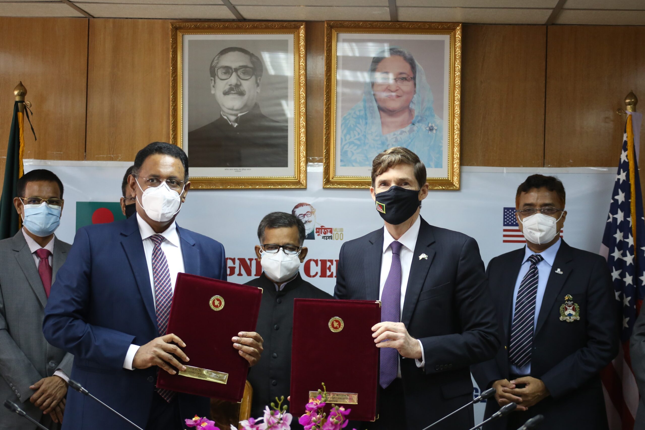 US and Bangladesh Sign Open Skies Air Transport Agreement