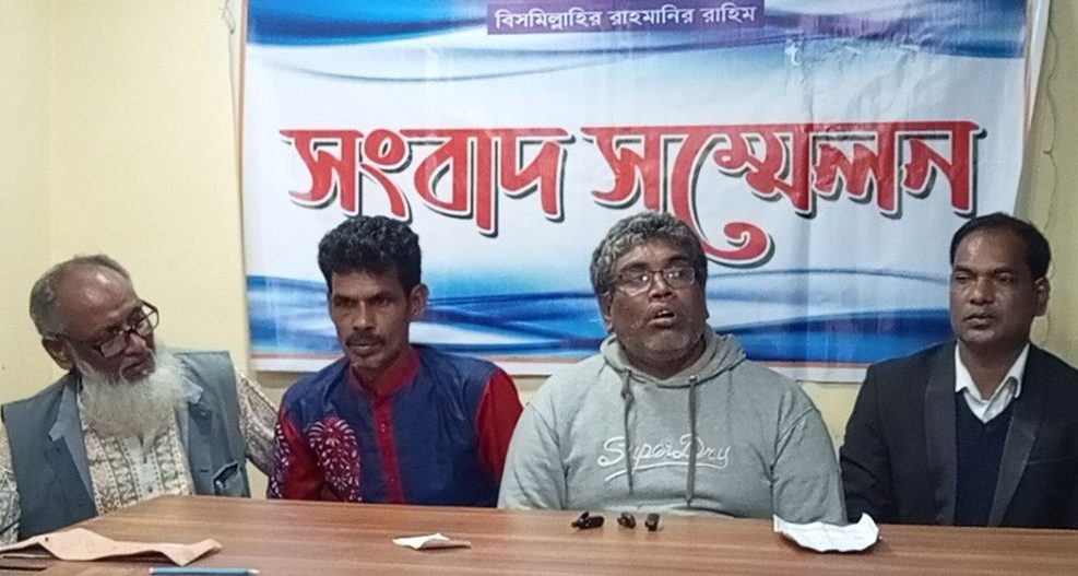 জামায়াত-শিবিরের হামলায় কৃষক সমাবেশ পণ্ড, ট্রাস্টিসহ আহত ৫