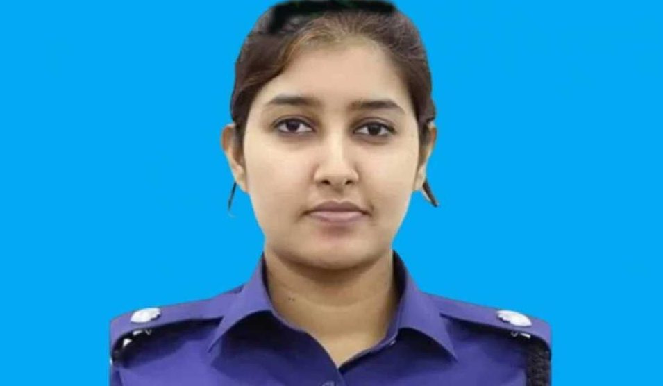 সালমান এফ রহমানকে রক্ষা করতে গিয়ে সাময়িক বরখাস্ত হলেন সানজিদা