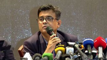 আওয়ামী লীগের পতাকাতলে বিক্ষোভ করলে আইনের মুখোমুখি হতে হবে