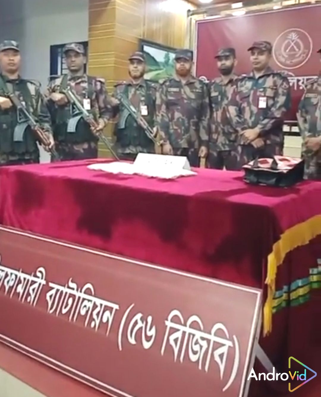নীলফামারীতে বিজিবির অভিযানে ২ কেজি ১৭০গ্রাম হেরোইন উদ্ধার