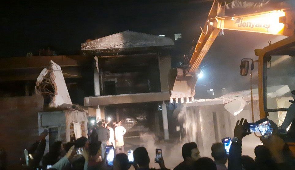 ধানমন্ডি ৩২ ভাঙার খবর আন্তর্জাতিক মিডিয়ায়