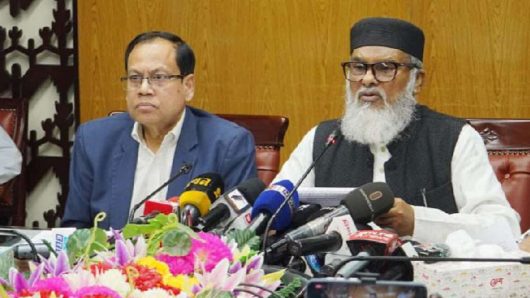 ওমরাহ ভিসা বন্ধ করেনি সৌদি হজ ও উমরাহ মন্ত্রণালয় : ধর্ম উপদেষ্টা