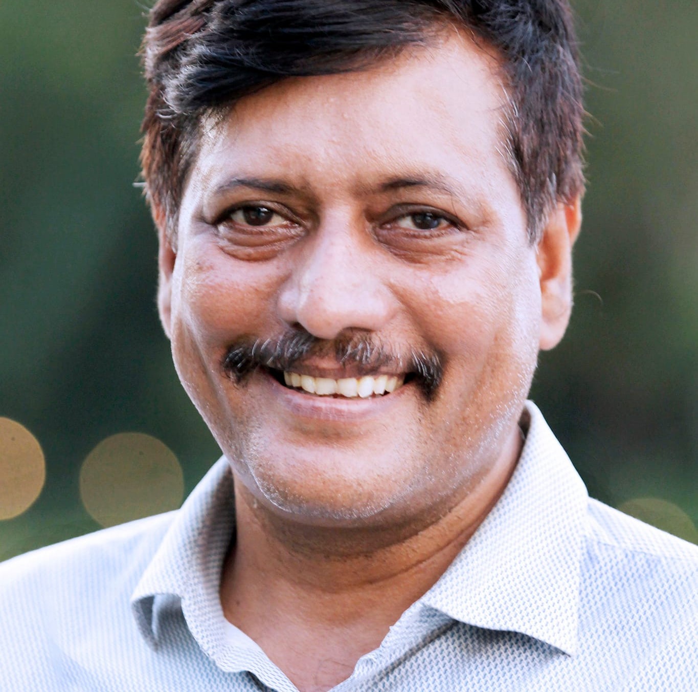 কাশবন সাহিত্য পুরস্কার পাচ্ছেন সৌমিত্র দেব