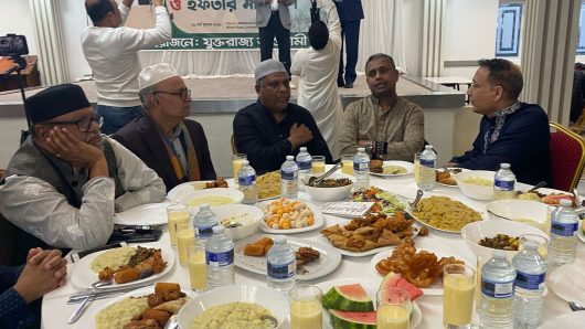 লন্ডনে যুক্তরাজ্য আওয়ামী লীগের উদ্যোগে ইফতার ও দোয়া মাহফিল 