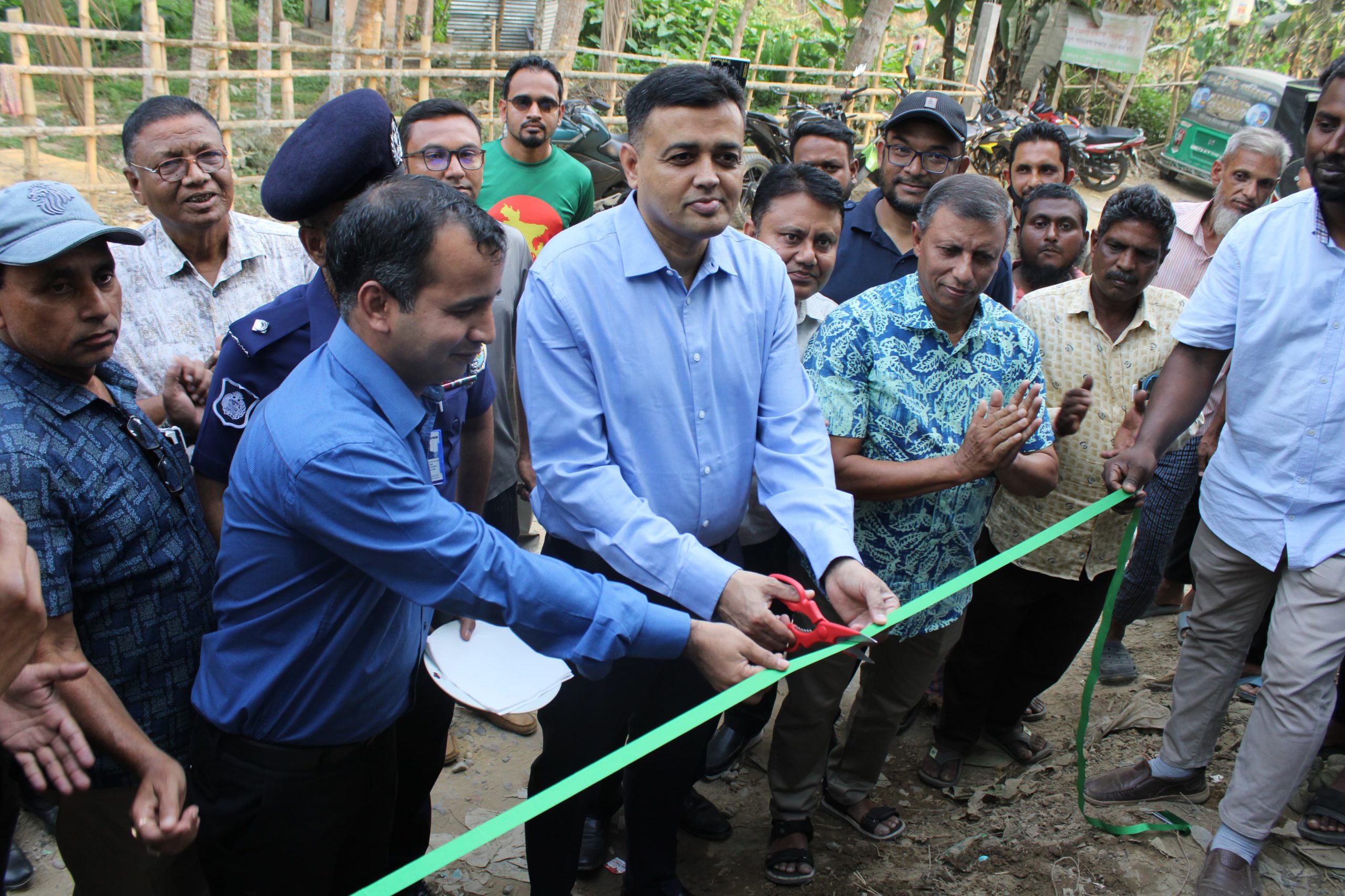 শ্রীমঙ্গলে ১২৭টি সোলার স্ট্রিট লাইট স্থাপনের শুভ উদ্বোধন: আলোকিত হচ্ছে পর্যটনপথ