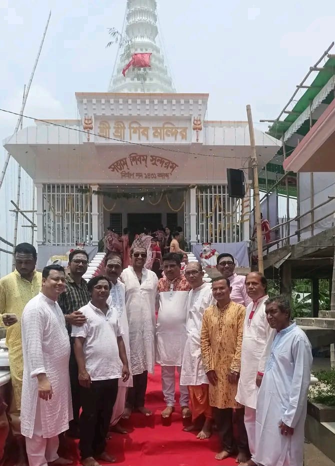মৌলভীবাজারে লোকনাথ সেবাশ্রমে শিব মন্দিরের শুভ উদ্বোধন