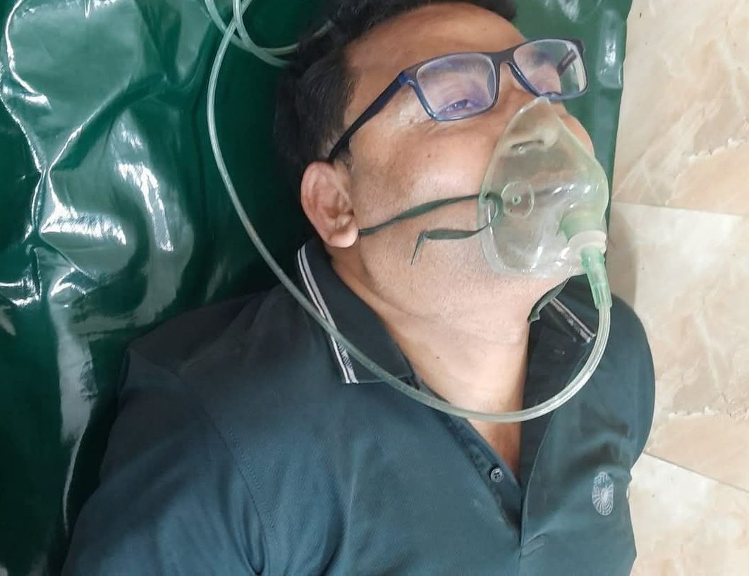 নাটোরে পত্রিকা সম্পাদকের হাত ভেঙ্গে দিয়েছে বিএনপি কর্মীরা