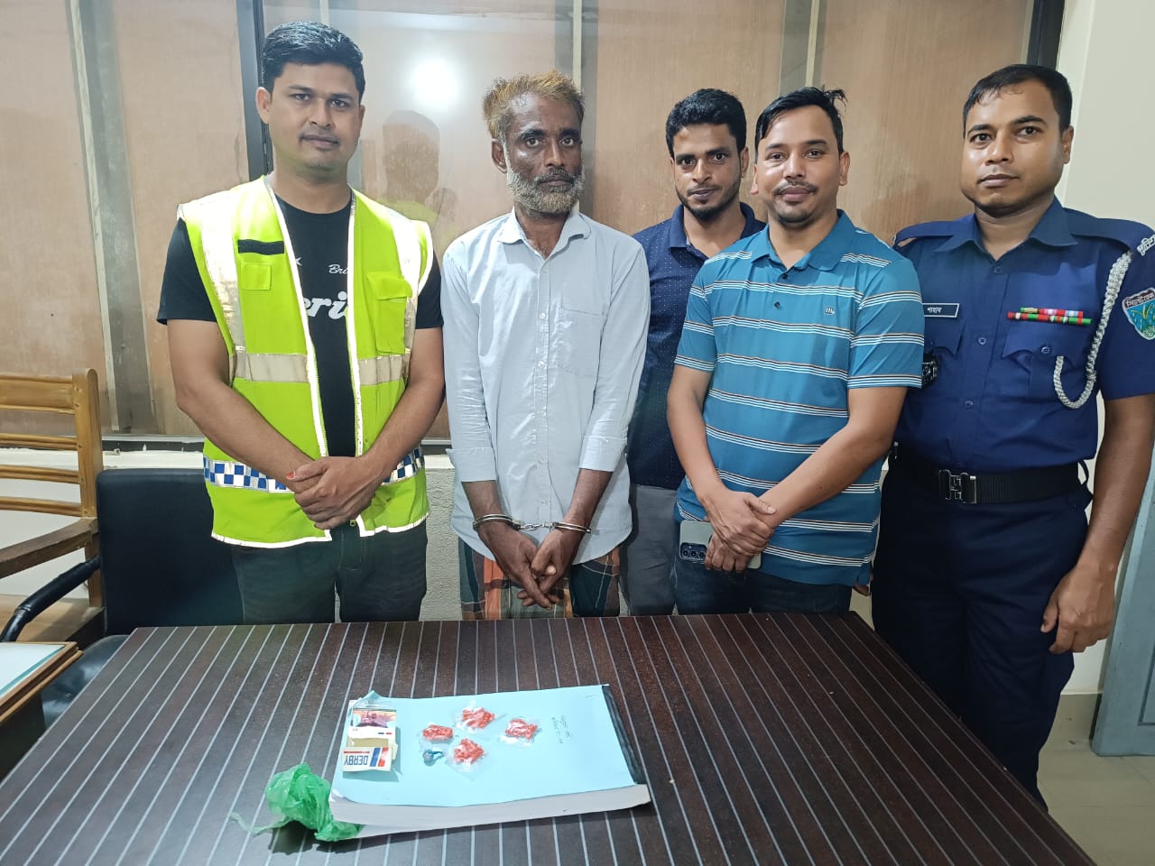 মৌলভীবাজারে ইয়াবাসহ আটক-১