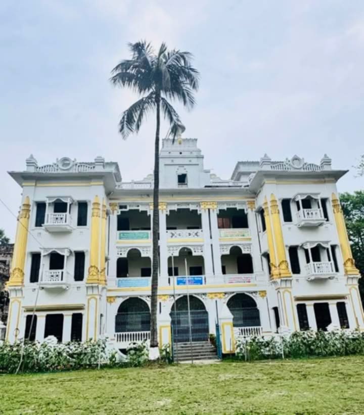 নাগরপুর সদরের জমিদার বাড়ি এখন মহিলা কলেজ হিসাবে পরিচিত
