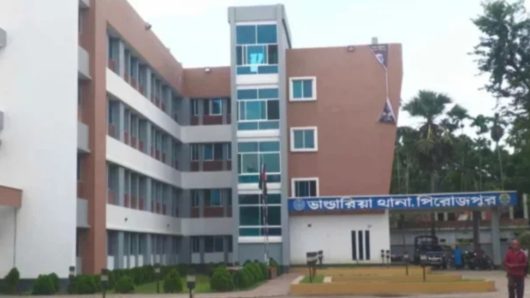 বিয়ের ১০ দিনের মাথায় স্ত্রী-শ্বাশুড়িকে হত্যার পর ঘরে আগুন দিল যুবক