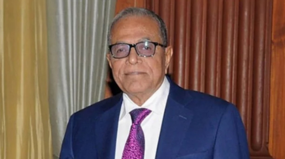 দেশ ছাড়লেন সাবেক রাষ্ট্রপতি আবদুল হামিদ