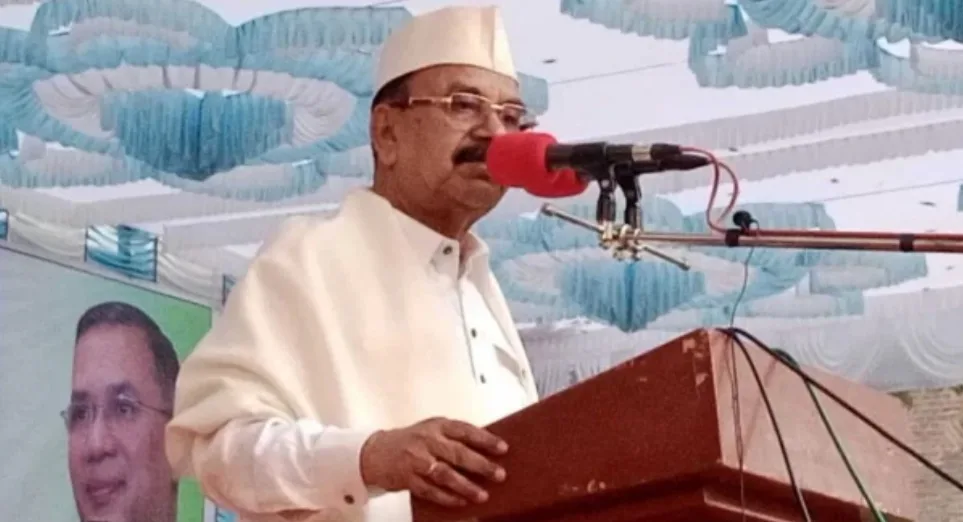 নিন্দিত হয়ে বিদায় নিয়েন না’, প্রধান উপদেষ্টার উদ্দেশ্যে গয়েশ্বর