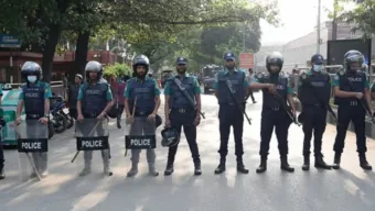১৯ উপদেষ্টার সঙ্গে রুদ্ধদ্বার বৈঠকে বসেছেন ড. ইউনূস