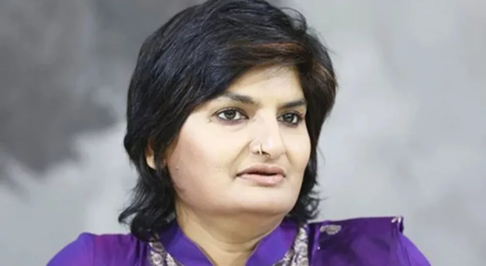 মুন্নী সাহা ও তার স্বার্থসংশ্লিষ্ট ৩৫টি ব্যাংক হিসাব ফ্রিজ