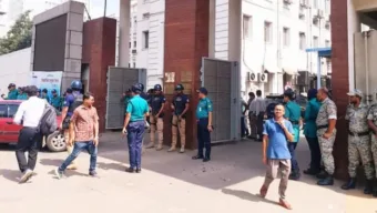 কঠোর নিরাপত্তার চাদরে সচিবালয় :সোয়াট-বিজিবি মোতায়েন