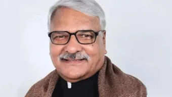 দুই সন্তানসহ সাবেক ডেপুটি স্পিকার টুকুর দেশত্যাগে নিষেধাজ্ঞা
