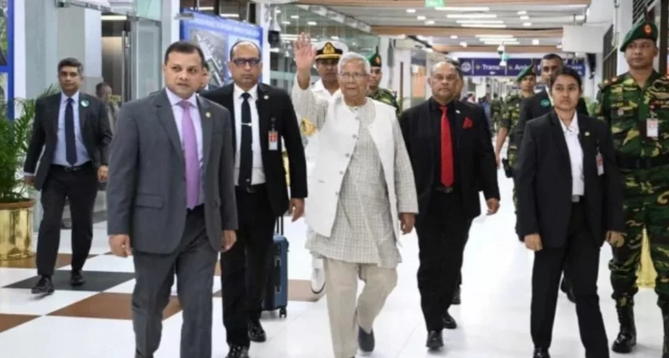 চারদিনের সরকারি সফরে জাপান পৌঁছেছেন প্রধান উপদেষ্টা