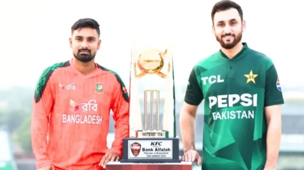 টস হেরে বোলিংয়ে বাংলাদেশ