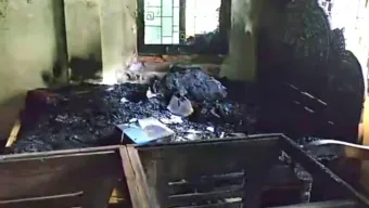 মধ্যরাতে বীর মুক্তিযোদ্ধার বাড়িতে আগুন-ভাঙচুর ও লুটপাট
