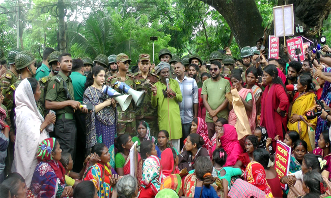 সিলেটে প্রশাসনের আশ্বাসে আন্দোলন প্রত্যাহার করেছেন চা শ্রমিকরা