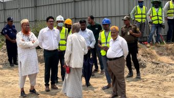 হেমায়েতপুর মেট্রো রেল জমিতে অবৈধ স্থাপনা উচ্ছেদ