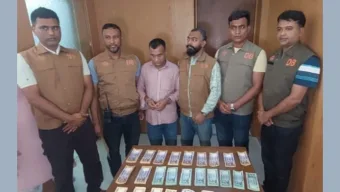 দেশী বিদেশী জাল টাকার নোটসহ মৌলভীবাজারে আটক -১