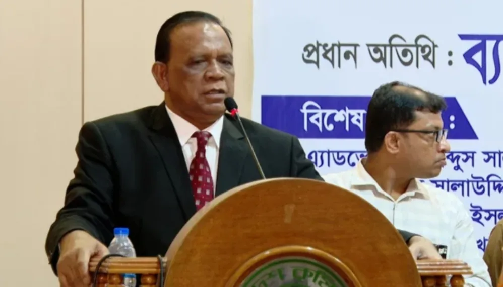 ৯০ দিনের মধ্যে সংসদ নির্বাচন না দেয়ায় সংবিধান লঙ্ঘন করেছেন প্রধান উপদেষ্টা’