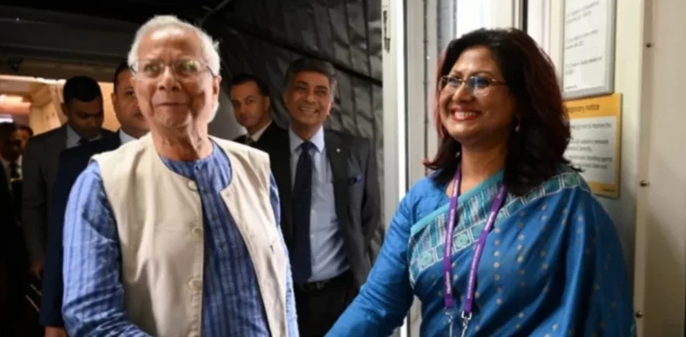 লন্ডনে পৌঁছেছেন প্রধান উপদেষ্টা 