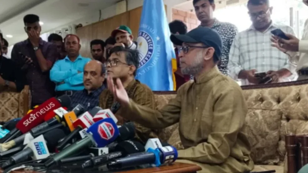 এখন থেকে ৫ আগস্ট সরকারি ছুটি: উপদেষ্টা ফারুকী