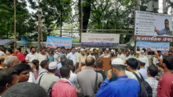 দুর্বার আন্দোলন গড়ে তোলার হুঁশিয়ারি ননএমপিও শিক্ষকদের