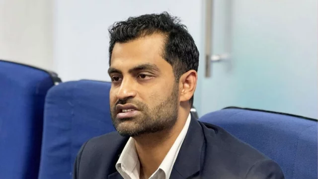 কখনো আপনাদের সঙ্গে হাত মেলাব না’, কাদের ইঙ্গিত করলেন তামিম