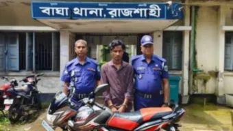 বাঘায় মোটরসাইকেল উদ্ধারসহ গ্রেপ্তার-১