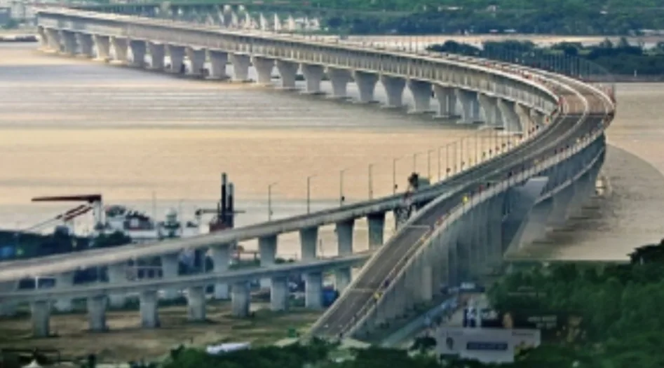 পদ্মা সেতু দুর্নীতিতে ‘অনিয়মের প্রমাণ’, মামলা পুনরুজ্জীবনের ইঙ্গিত দুদকের