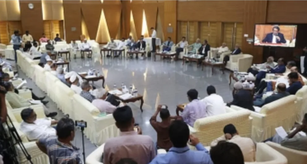 প্রধান উপদেষ্টার নিয়োগ নিয়ে একাধিক প্রস্তাব,একমত হতে পারেনি রাজনৈতিক দলগুলো