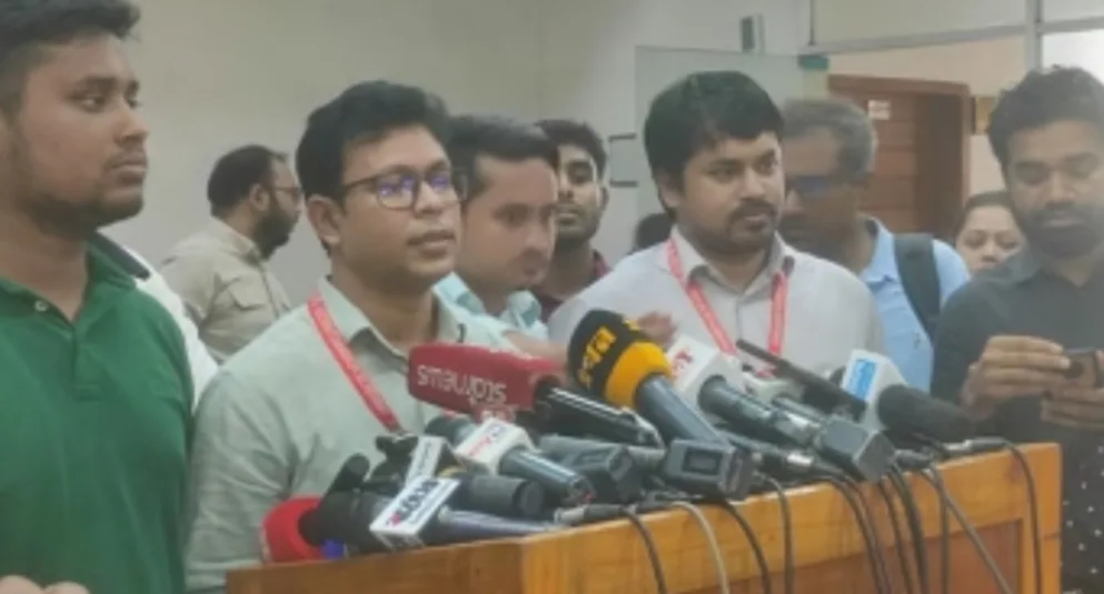 শাপলা প্রতীক না পেলে রাজনৈতিক লড়াইয়ের হুঁশিয়ারি দিল এনসিপি