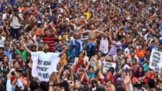 এপি’র প্রতিবেদন: হাসিনা-পরবর্তী বাংলাদেশের রাজনীতিতে বিভক্তি প্রকট