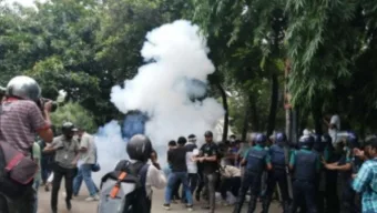 গোপালগঞ্জে এনসিপির সমাবেশে হামলা-সংঘর্ষ :  নিহত ২, গুলিবিদ্ধ ৯