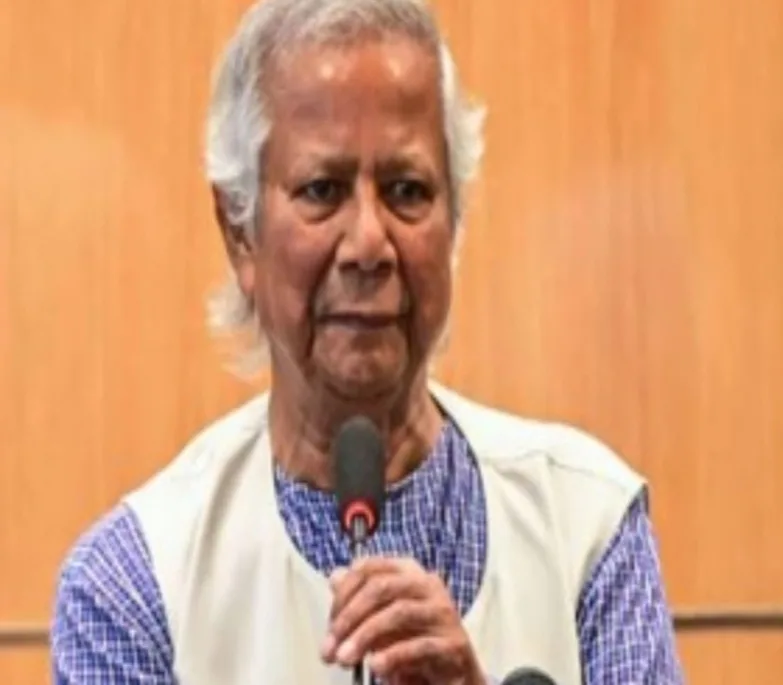 শিক্ষাপ্রতিষ্ঠানে বিমান বিধ্বস্তের ঘটনায় প্রধান উপদেষ্টার শোক