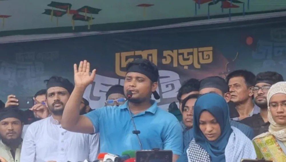 স্বজনপ্রীতির সবচেয়ে বড় উদাহরণ স্বাস্থ্য উপদেষ্টা: হাসনাত আবদুল্লাহ
