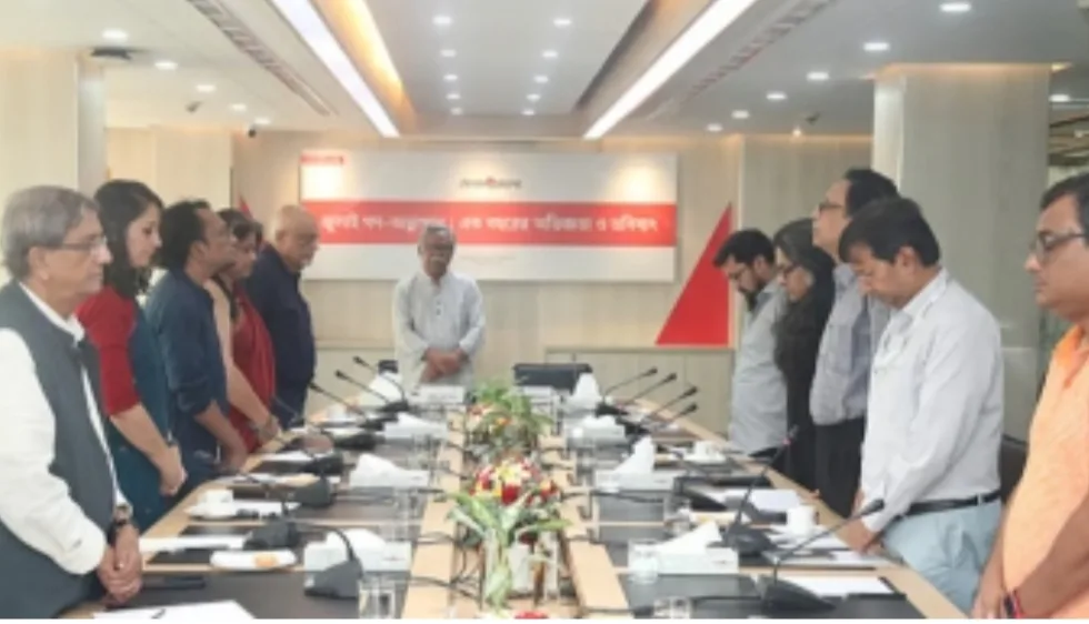 বর্তমান অন্তর্বর্তী সরকারের ভেতরেও আরেকটা সরকার আছে : দেবপ্রিয় ভট্টাচার্য