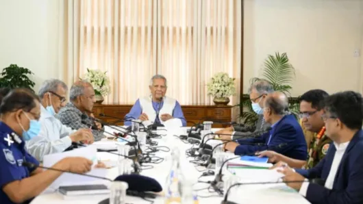 আগামী নির্বাচন অবাধ ও নিরপেক্ষ করতে আইনশৃঙ্খলা বাহিনীকে নির্দেশ দিলেন প্রধান উপদেষ্টা