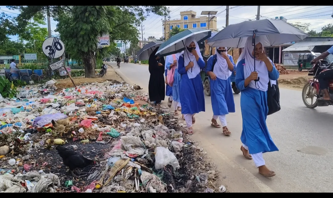 জুড়ী শহর যেন ময়লার ভাগাড়: বাড়ছে স্বাস্থ্যঝুঁকি