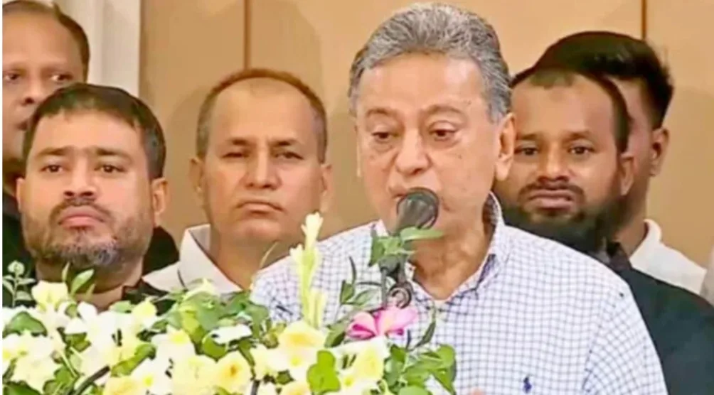 সংসদের বাইরে সংবিধান সংশোধনের কোনো সুযোগ নেই: আমীর খসরু