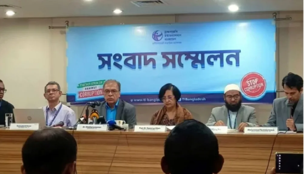 ১১ মাসে পুলিশের বিরুদ্ধে ৭৬১ মামলা, গ্রেপ্তার ৬১: টিআইবি