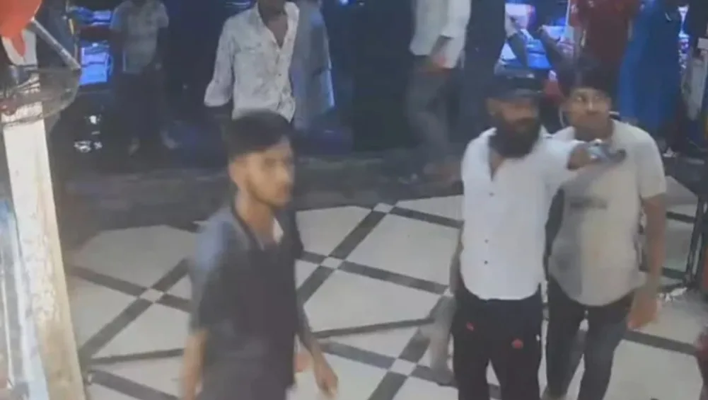 গাজীপুরে সাংবাদিক হত্যার ঘটনায় পুলিশ যা বলছে