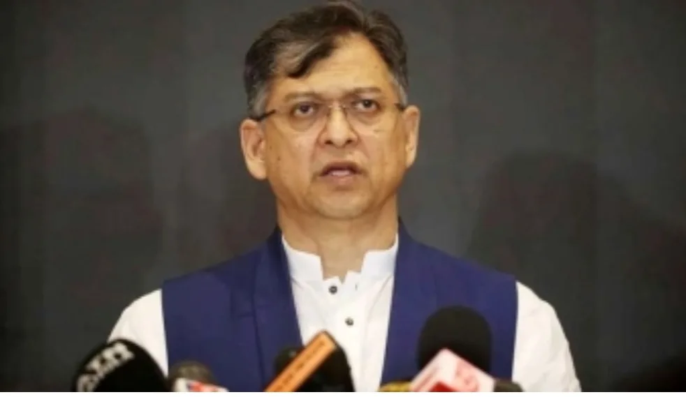 ইনিয়ে-বিনিয়ে কথা বলে যারা নির্বাচন বিলম্ব করতে চায়, তারা গণতন্ত্রের শক্তি নয় : সালাহউদ্দিন