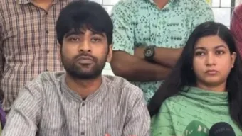 ‘শেখ হাসিনাকে ডাকসুর আজীবন সদস্য’ করার প্রস্তাব নিয়ে ইমিকে প্রশ্ন করায় ক্ষেপলেন মেঘমল্লার বসু