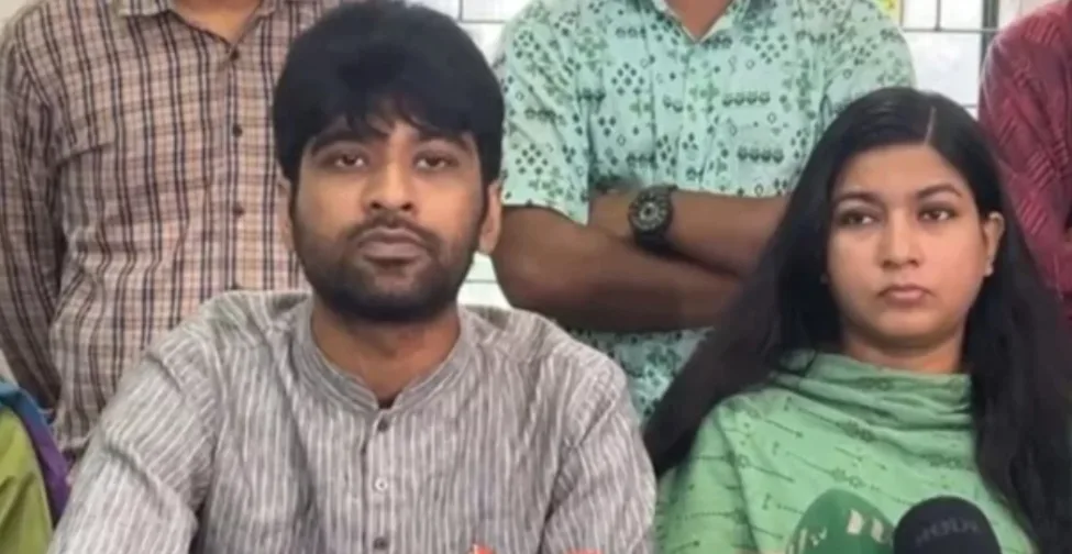 ‘শেখ হাসিনাকে ডাকসুর আজীবন সদস্য’ করার প্রস্তাব নিয়ে ইমিকে প্রশ্ন করায় ক্ষেপলেন মেঘমল্লার বসু