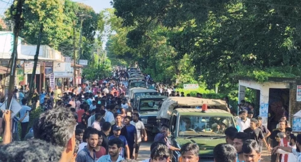 চট্টগ্রাম বিশ্ববিদ্যালয়ে যৌথ বাহিনী মোতায়েন